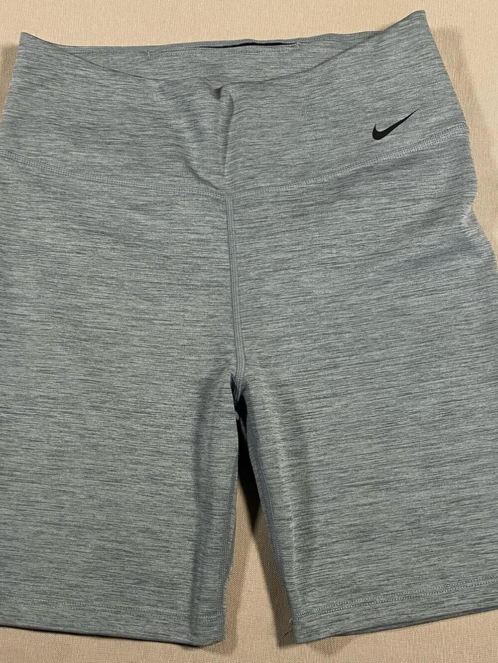 Nike Women's Heather Gray Bike Shorts dri-fit compression